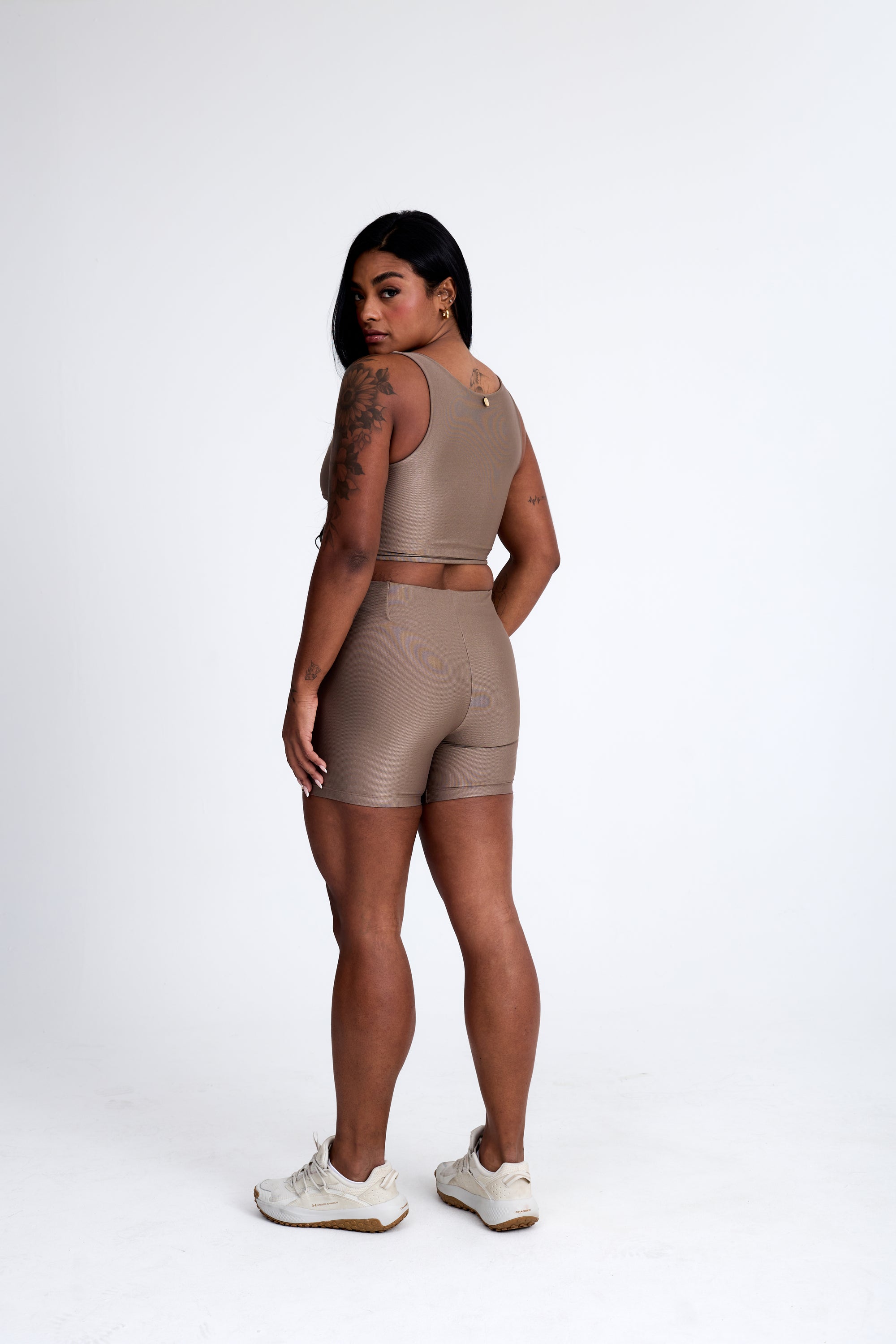 Short Ayla