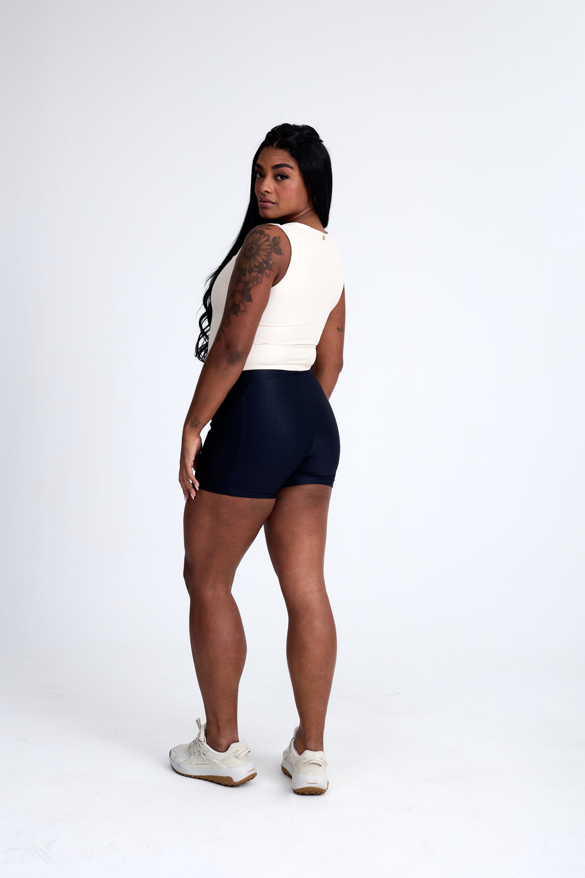 Short Maju